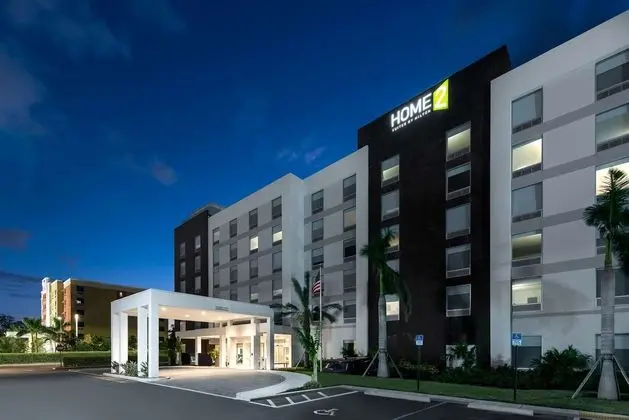 Home2 Suites by Hilton Ft. Lauderdale Airport/Crui - Dış Mekan