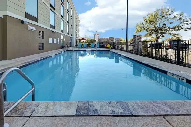 Home2 Suites by Hilton Gulf Breeze Pensacola Area - Havuz