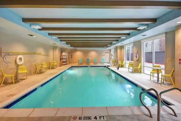 Home2 Suites by Hilton Houston at the Galleria, TX - Havuz