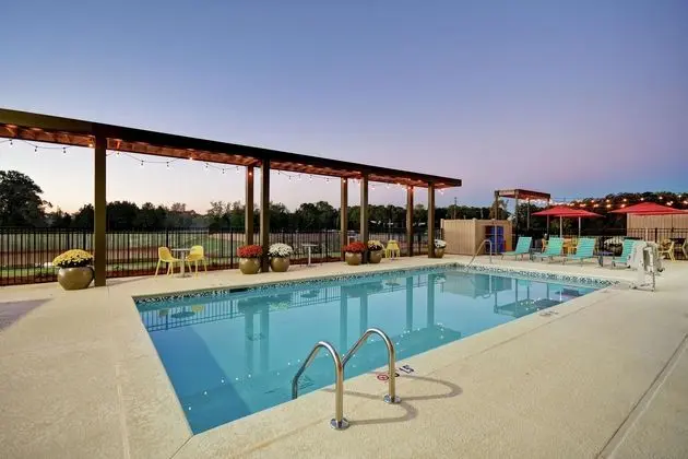 Home2 Suites by Hilton LaGrange, GA - Havuz