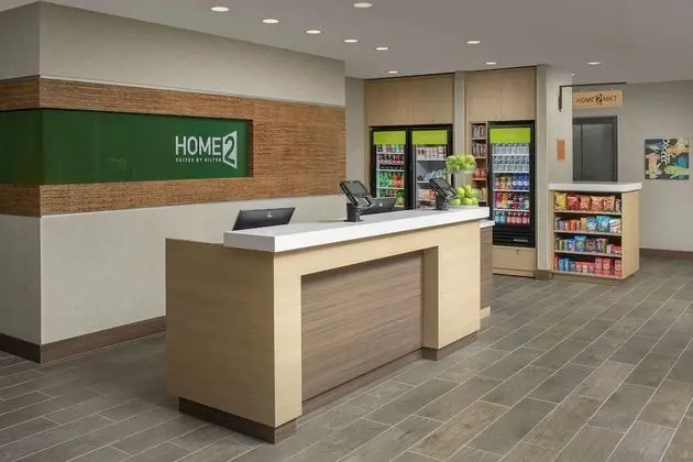 Home2 Suites by Hilton Lakeland - Lobi
