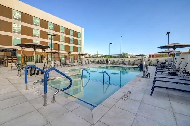 Home2 Suites by Hilton Las Vegas Northwest - Havuz