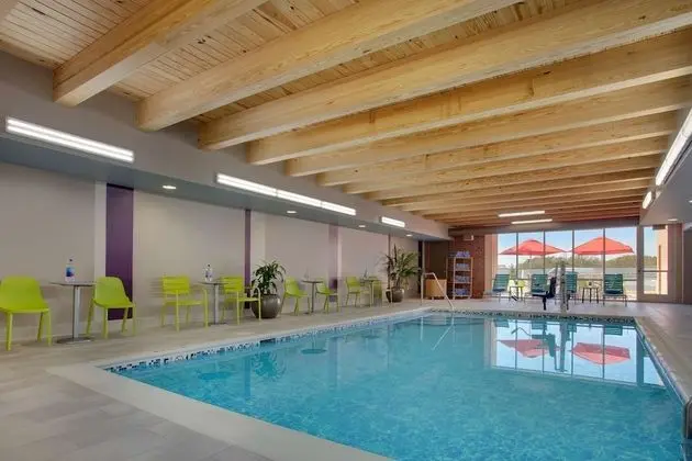 Home2 Suites by Hilton Lewes Rehoboth Beach - Havuz