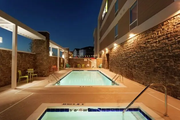 Home2 Suites by Hilton Midland, TX - Havuz