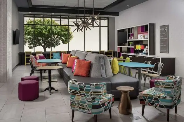 Home2 Suites by Hilton Nashville Downtown Convention Center - Lobi