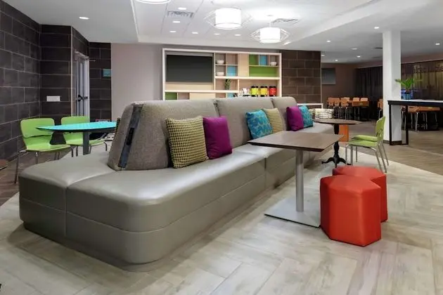 Home2 Suites by Hilton North Charleston-University Blvd - Lobi