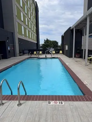 Home2 Suites by Hilton Oklahoma City NW Expressway - Havuz