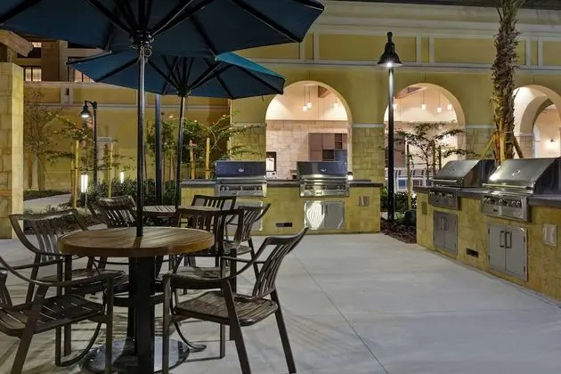 Home2 Suites by Hilton Orlando at Flamingo Crossings