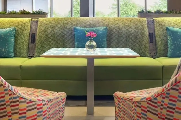 Home2 Suites by Hilton Overland Park - Lobi