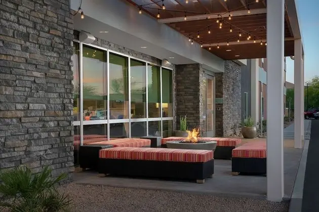 Home2 Suites by Hilton Phoenix Airport South - Dış Mekan