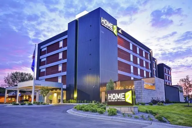 Home2 Suites by Hilton Plymouth, MN