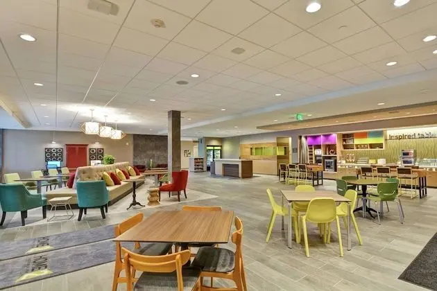 Home2 Suites by Hilton Rochester Mayo Clinic Area - Lobi