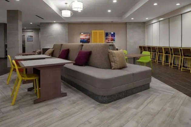 Home2 Suites by Hilton Rowlett Rockwall Marina - Lobi