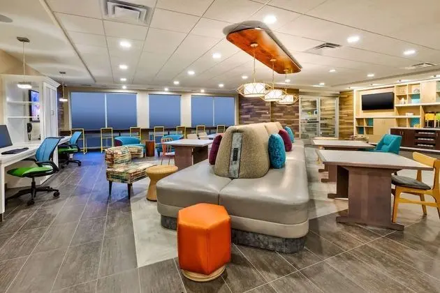 Home2 Suites by Hilton Saginaw, MI - Lobi