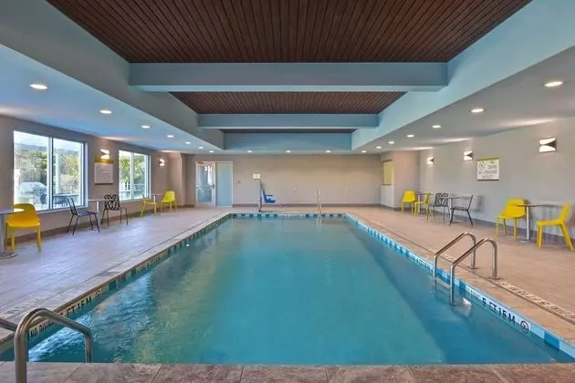 Home2 Suites by Hilton Savannah Midtown, GA - Havuz