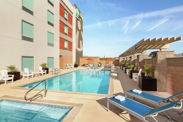 Home2 Suites by Hilton Scottsdale Salt River - Havuz