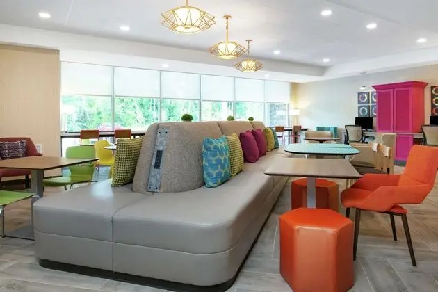 Home2 Suites by Hilton Smithfield, RI - Lobi