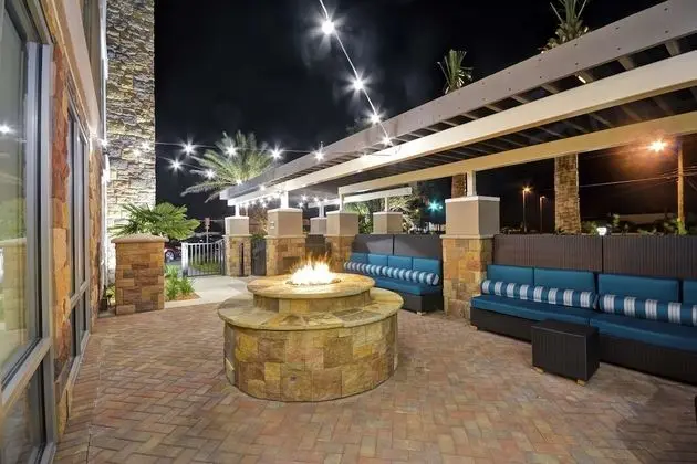 Home2 Suites by Hilton St. Simon's Island - Dış Mekan