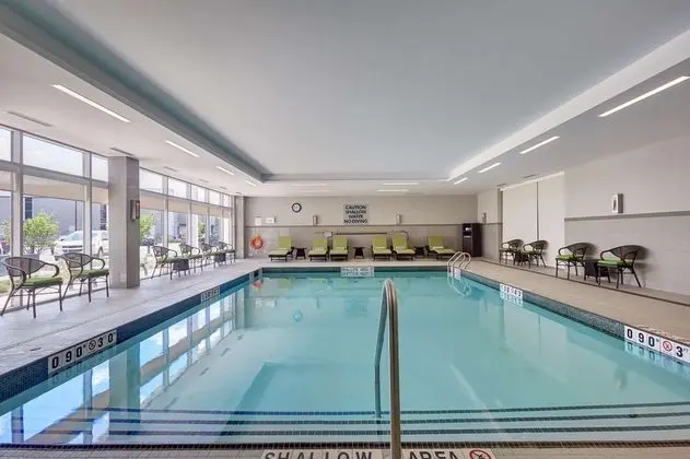 HOME2 SUITES BY HILTON TORONTO BRAMPTON ON - Havuz