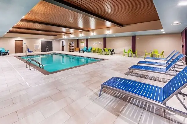 Home2 Suites by Hilton Weatherford - Havuz