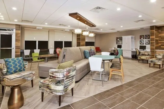 Home2 Suites By Hilton West Bloomfield Detroit - Lobi