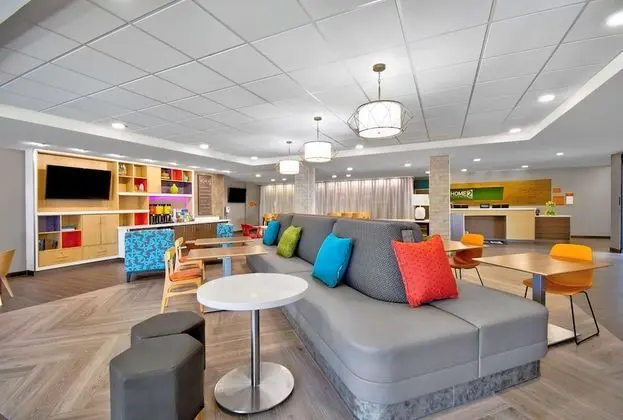 Home2 Suites By Hilton Whitestown Indianapolis NW - Lobi