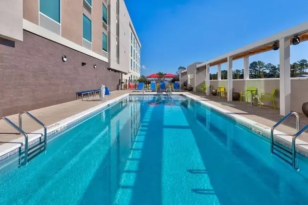 Home2 Suites by Hilton Wilmington Wrightsville Beach - Havuz