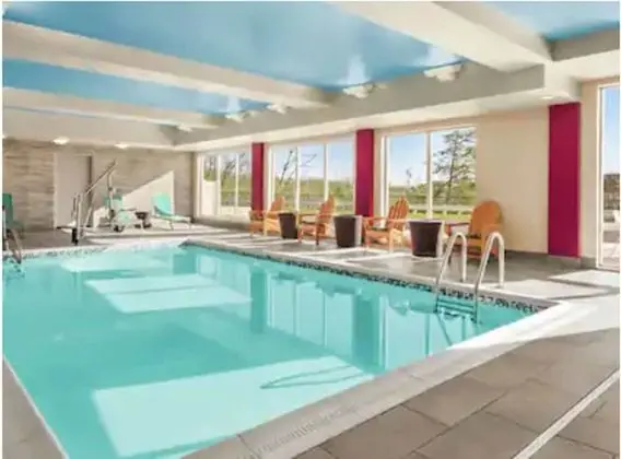 Home2 Suites by Hilton Woodbridge Potomac Mills - Havuz