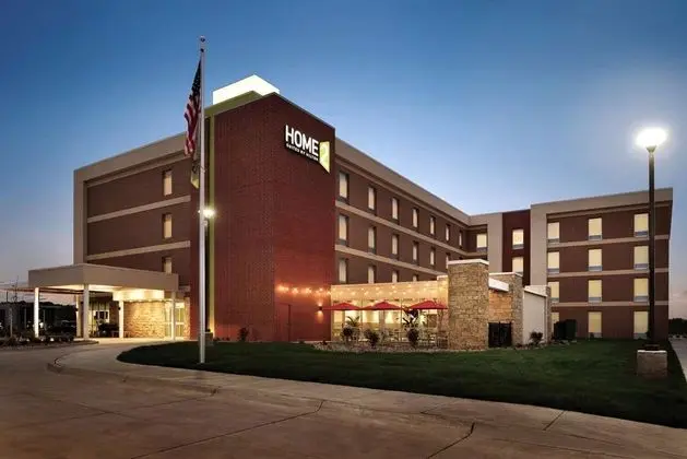 Home2 Suites Iowa City-Coralville, IA