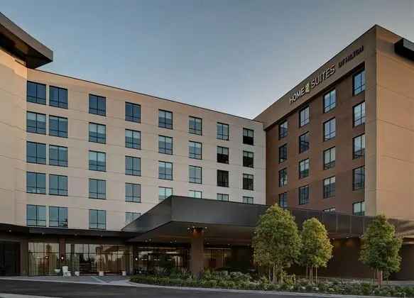 Home2Suites by Hilton Anaheim Resort - Dış Mekan