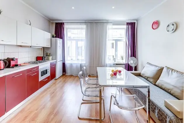 Home4day Central Apartment on Nevsky Prospekt