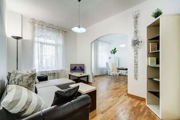 Home4day Sunny City Central Flat