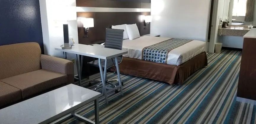 HomeBridge Inn and Suites