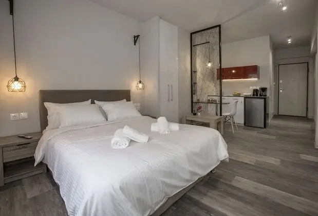 Homelike Studios in the Heart of the City by GHH