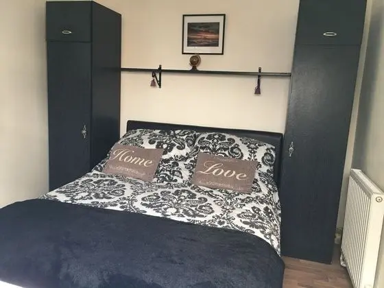 Homely 2-bed Apartment in Combe Martin - Oda