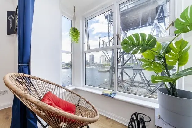 Homely 2-bed Apartment in London - İç Mekan