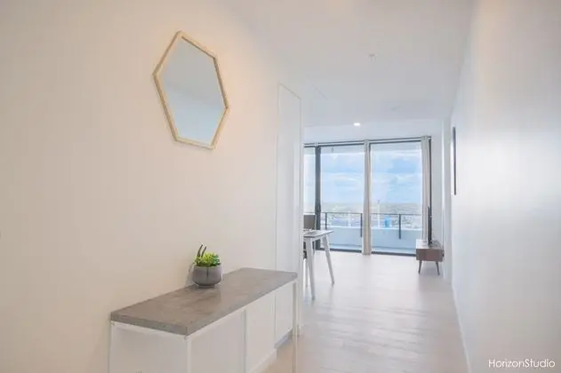 Homely Apartment in South Brisbane - Lobi
