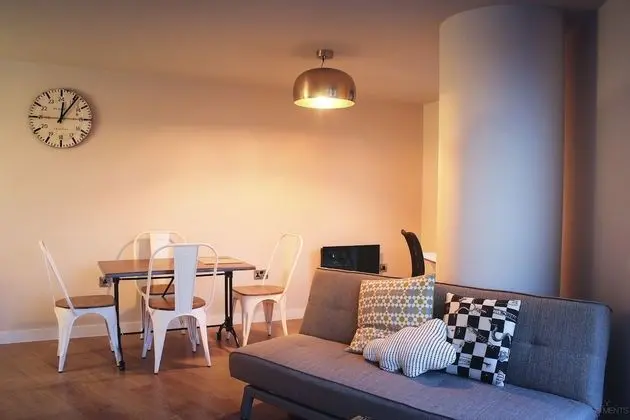 Homely Serviced Apartments - Blonk St - Oda