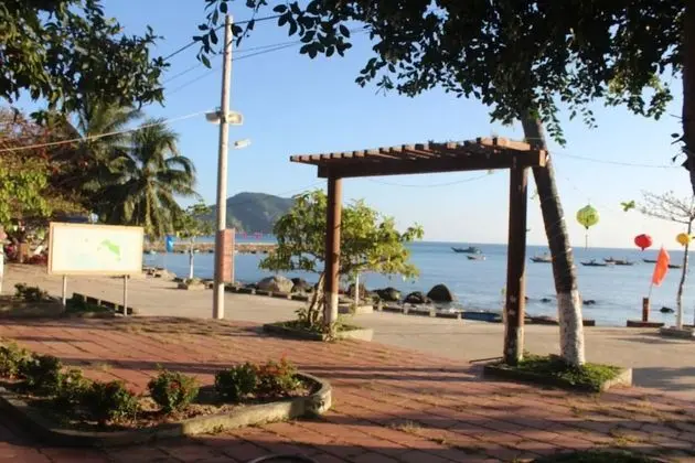 Homestay Bai Huong - Plaj