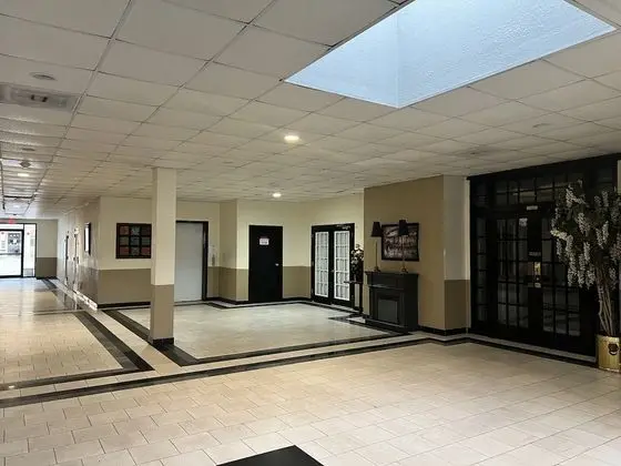 Homestay Inn and suites - Lobi