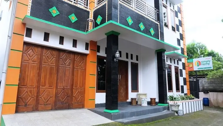 Homestay Jakal Dekat UGM dan Wisata by Simply Homy