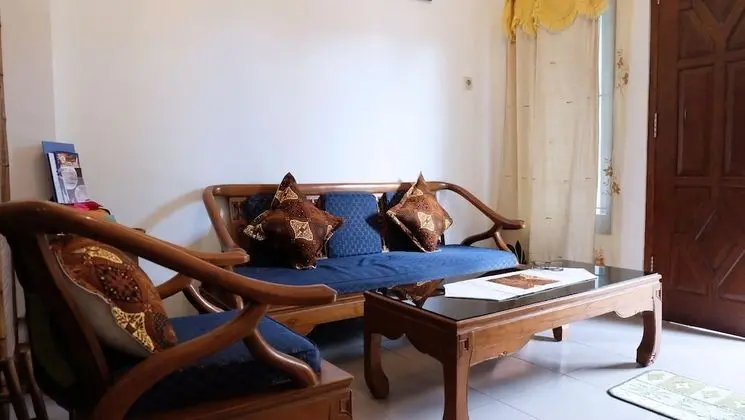 Homestay Jakal Dekat UGM dan Wisata by Simply Homy - İç Mekan