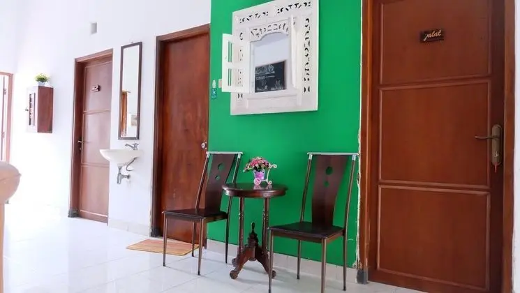 Homestay Jogja dekat Taman Pelangi by Simply Homy - Lobi