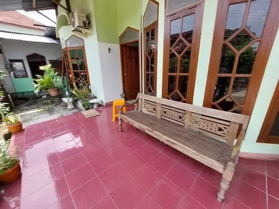 HOMESTAY RACHMAD HOMESTAY WARUNGBOTO - Dış Mekan