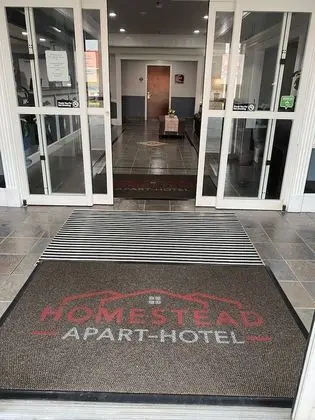 Homestead Apart-Hotel - Lobi