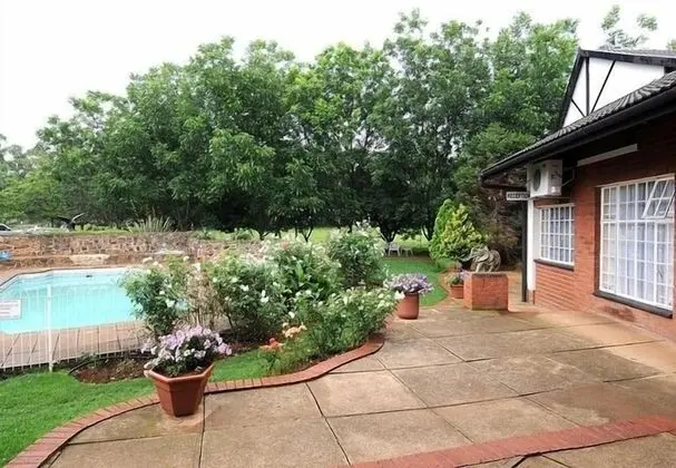 The Homestead Guest House and S-Catering - Dış Mekan