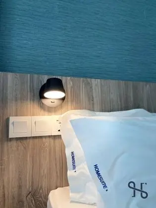 Homesuite' Hotel - Oda