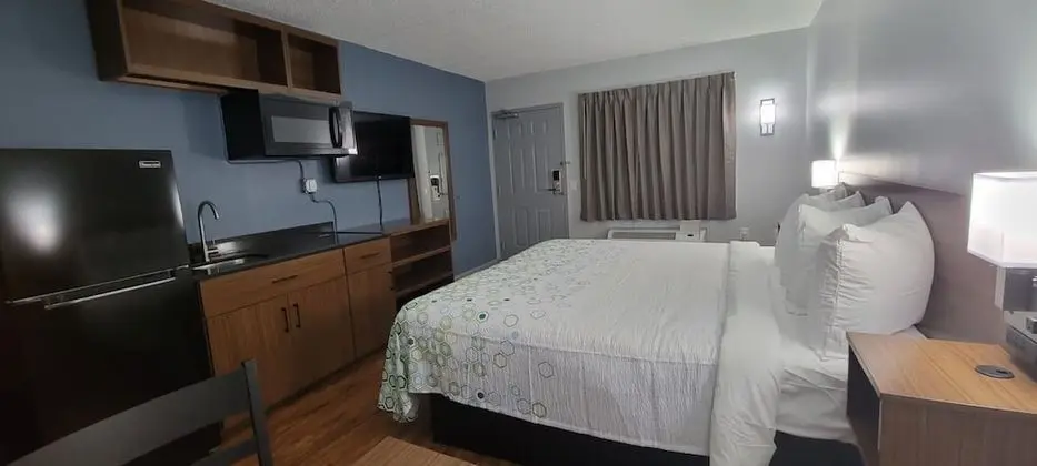 HomeTowne Studios by Red Roof Egg Harbor-Atlantic City Airport - Oda