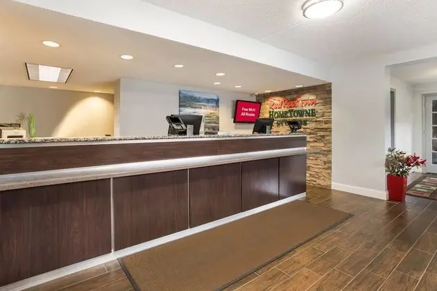 HomeTowne Studios by Red Roof Princeton - Ewing/Lawrenceville - Lobi