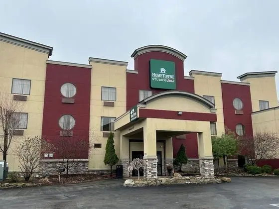 HomeTowne Studios & Suites Washington